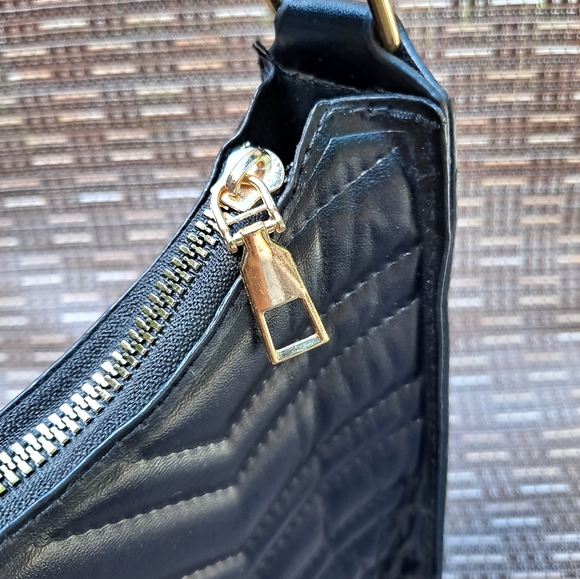 Y2K Black Chevron Print Faux Leather Handbag Purse - Picture 5 of 10